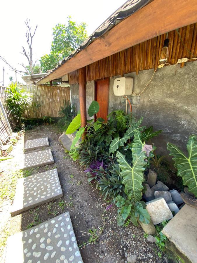 Dragonfly Senaru Lodge エクステリア 写真